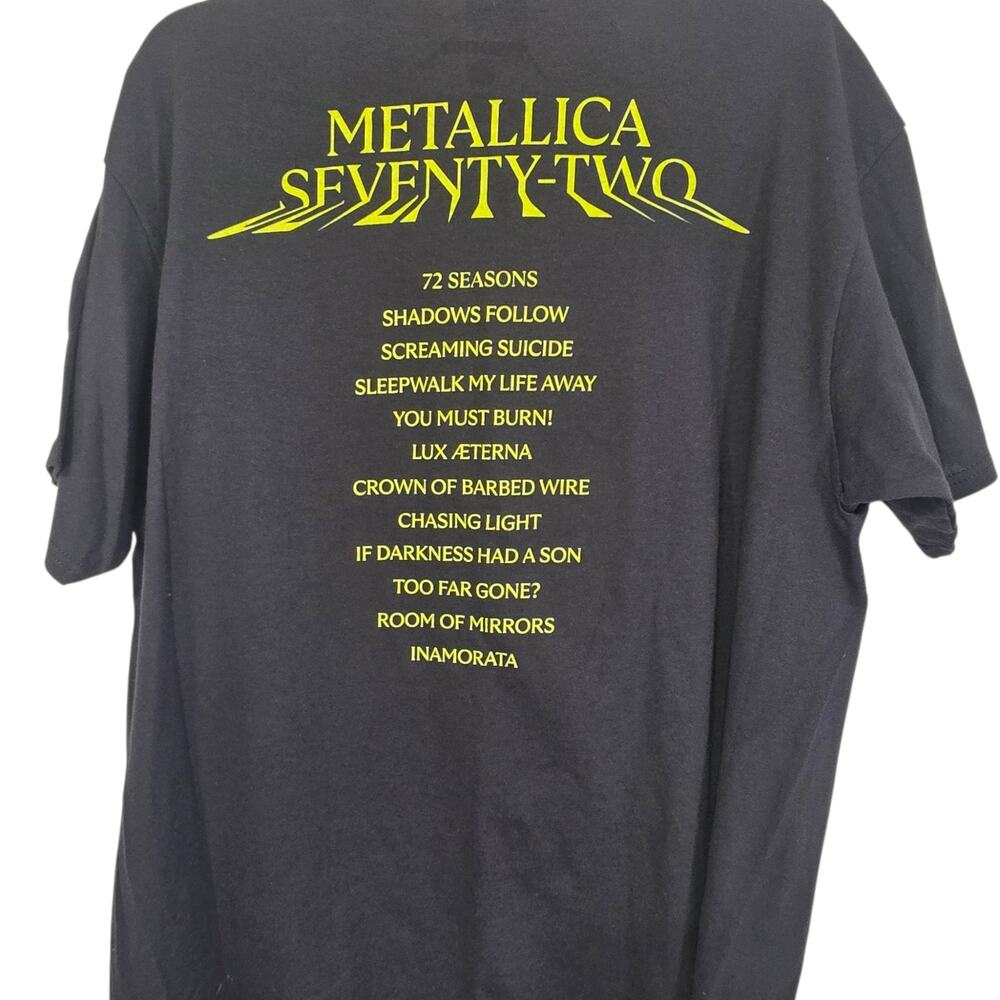 NWT Hot Topic Metallica Seventy Two Seasons Black Yellow Concert Band Tee XL - Picture 7 of 8